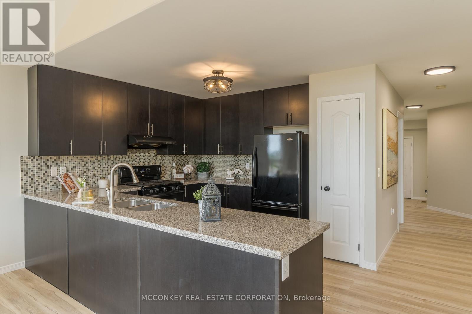 1563 Scollard Crescent, Peterborough (Ashburnham Ward 4), Ontario  K9H 0A8 - Photo 8 - X12594256