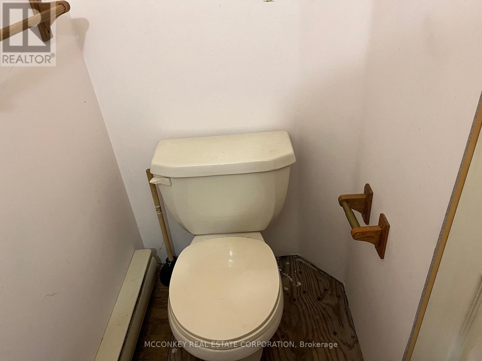 2370 Julia Shore Road E, Douro-Dummer, Ontario  K0L 2H0 - Photo 15 - X12594354