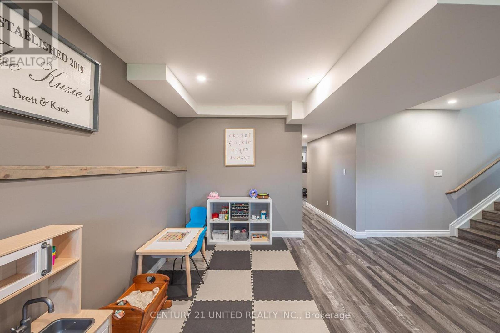 102 King Street W, Kawartha Lakes (Emily), Ontario  K0L 2W0 - Photo 15 - X12594478