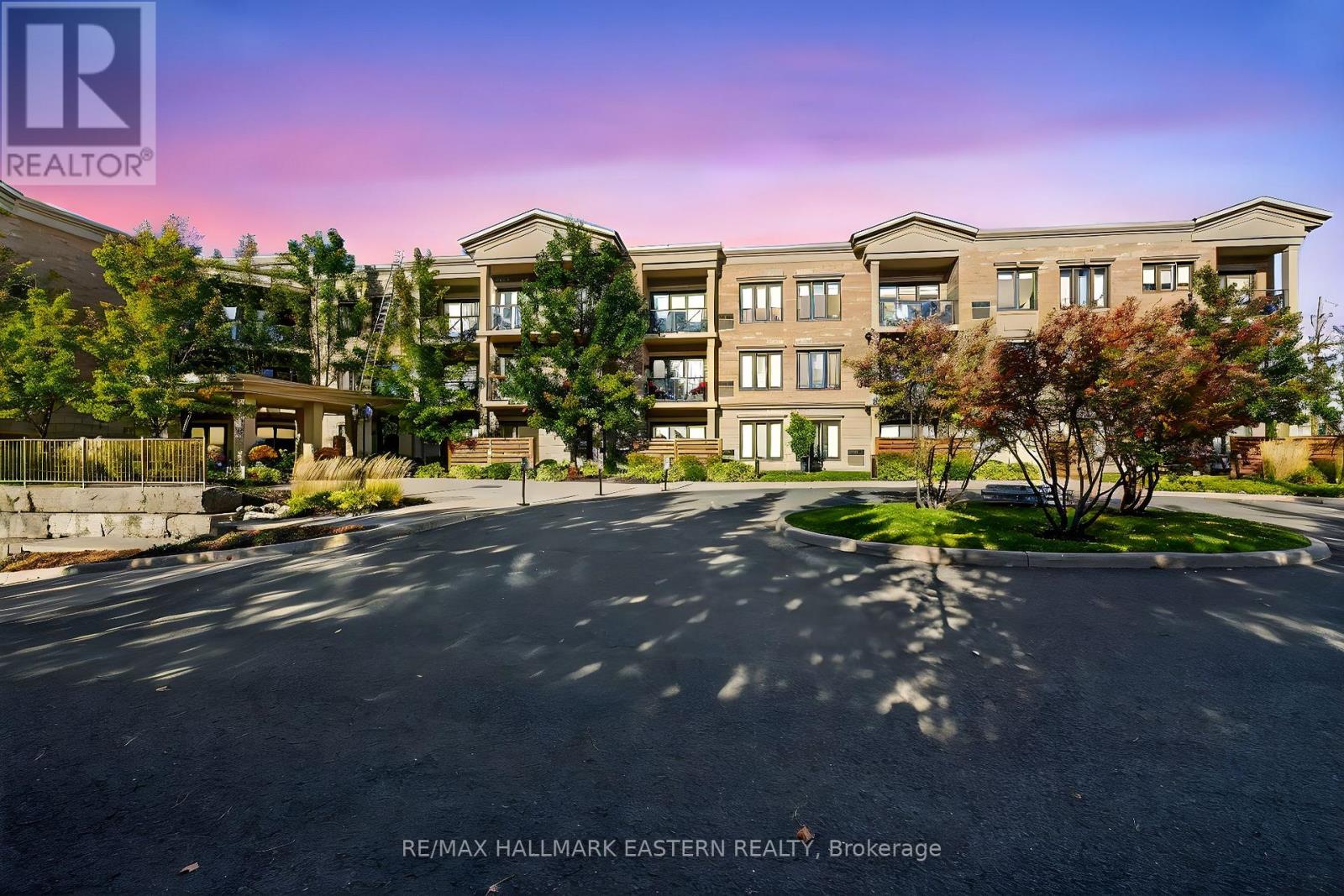 Ph06 - 869 Clonsilla Avenue, Peterborough (Otonabee Ward 1), Ontario  K9J 0B7 - Photo 3 - X12595096