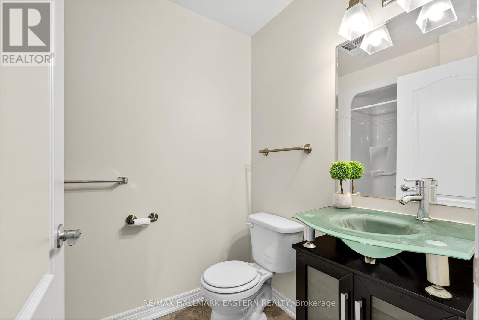 Ph06 - 869 Clonsilla Avenue, Peterborough (Otonabee Ward 1), Ontario  K9J 0B7 - Photo 33 - X12595096