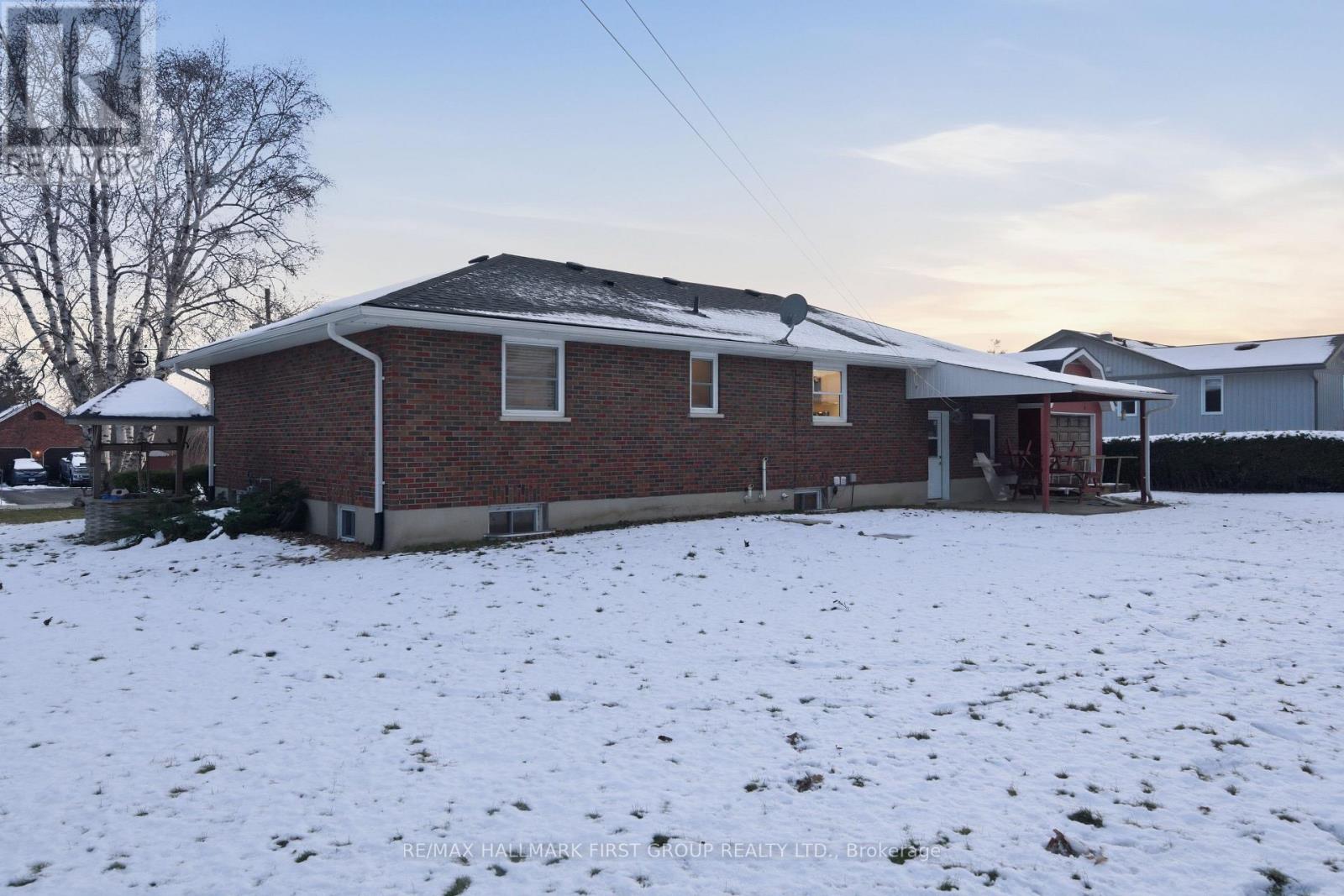 32 Jones Avenue, Clarington, Ontario  L0A 1J0 - Photo 31 - E12597252