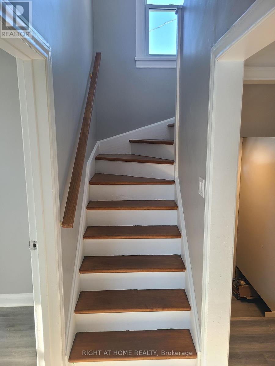 229 Angeline Street S, Kawartha Lakes (Lindsay), Ontario  K9V 4R2 - Photo 10 - X12598420