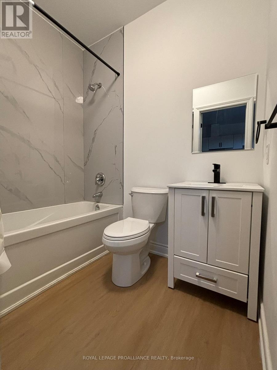 #2 - 380 Park Street N, Peterborough (Town Ward 3), Ontario  K9H 4P8 - Photo 17 - X12598932