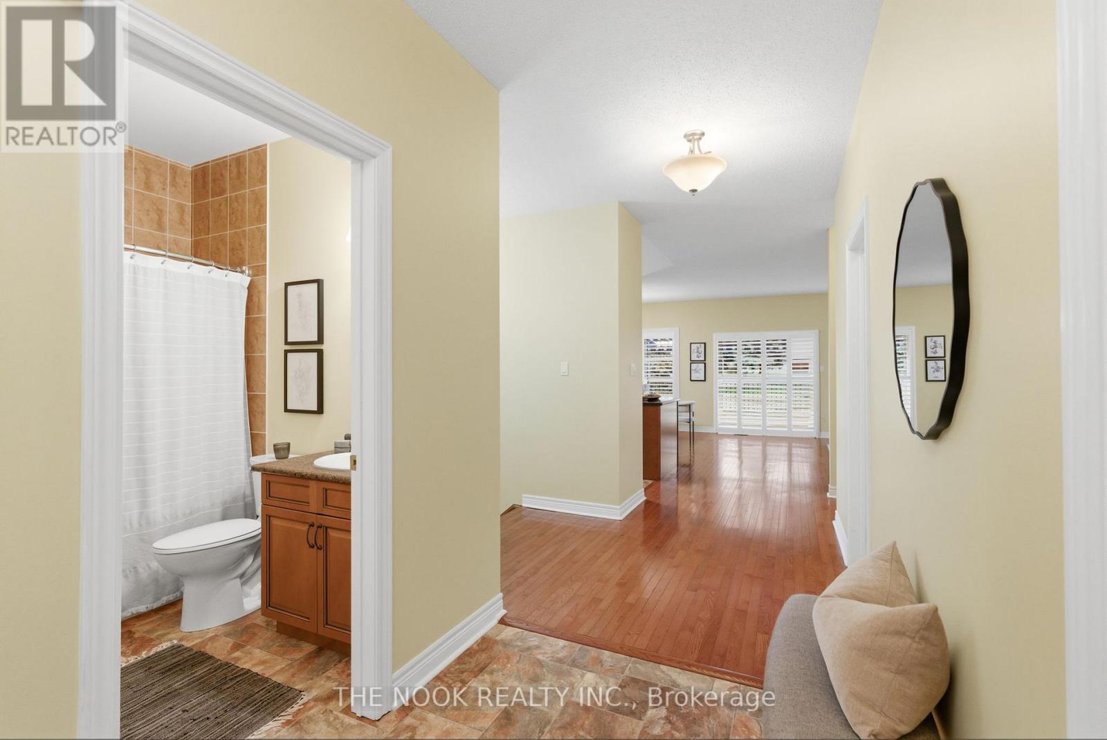 19 Heatherelea Drive E, Clarington (Bowmanville), Ontario  L1B 0B1 - Photo 10 - E12599940