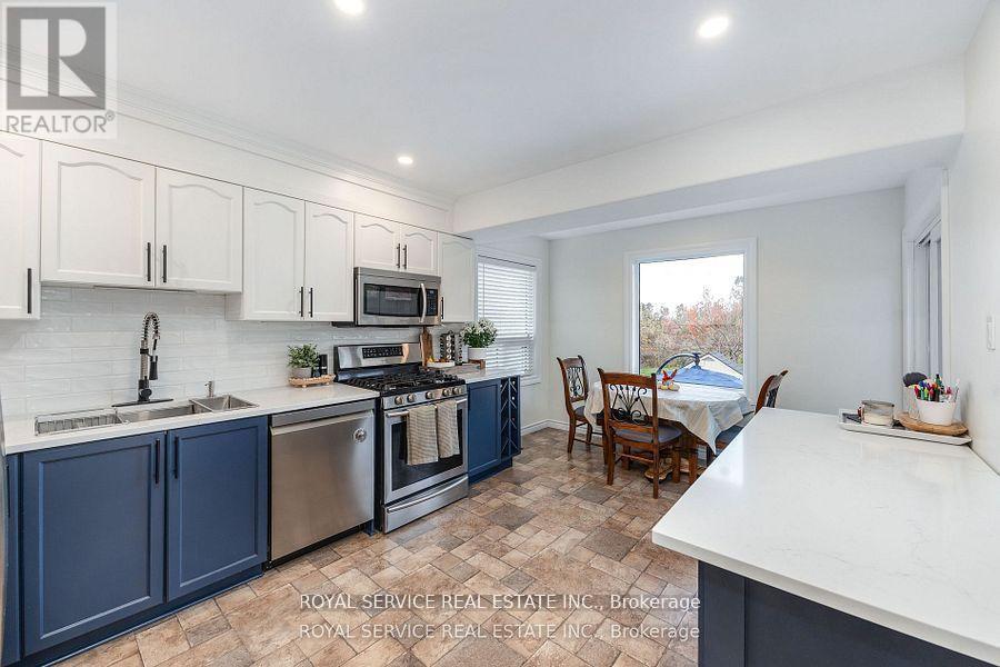 446 Abound Crescent, Peterborough (Ashburnham Ward 4), Ontario  K9J 8S2 - Photo 10 - X12600654