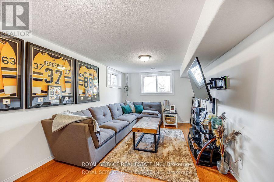 446 Abound Crescent, Peterborough (Ashburnham Ward 4), Ontario  K9J 8S2 - Photo 22 - X12600654