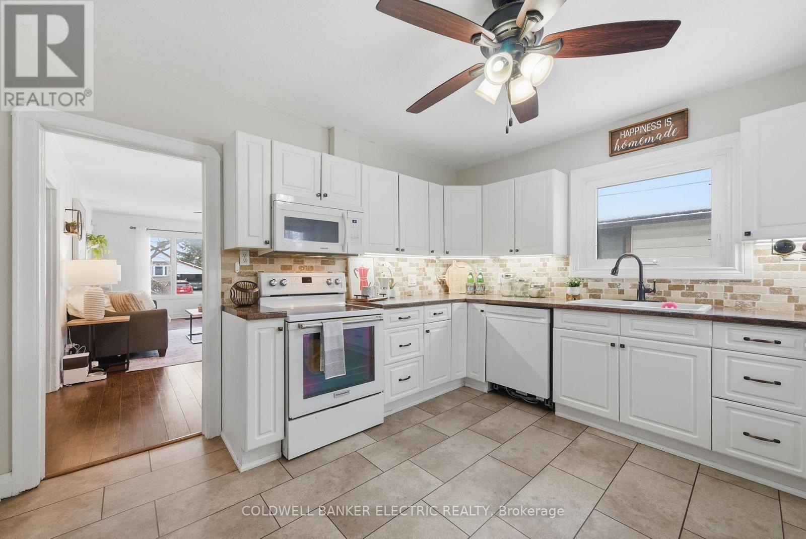 144 Fradette Avenue, Peterborough (Otonabee Ward 1), Ontario  K9J 1T5 - Photo 10 - X12601032