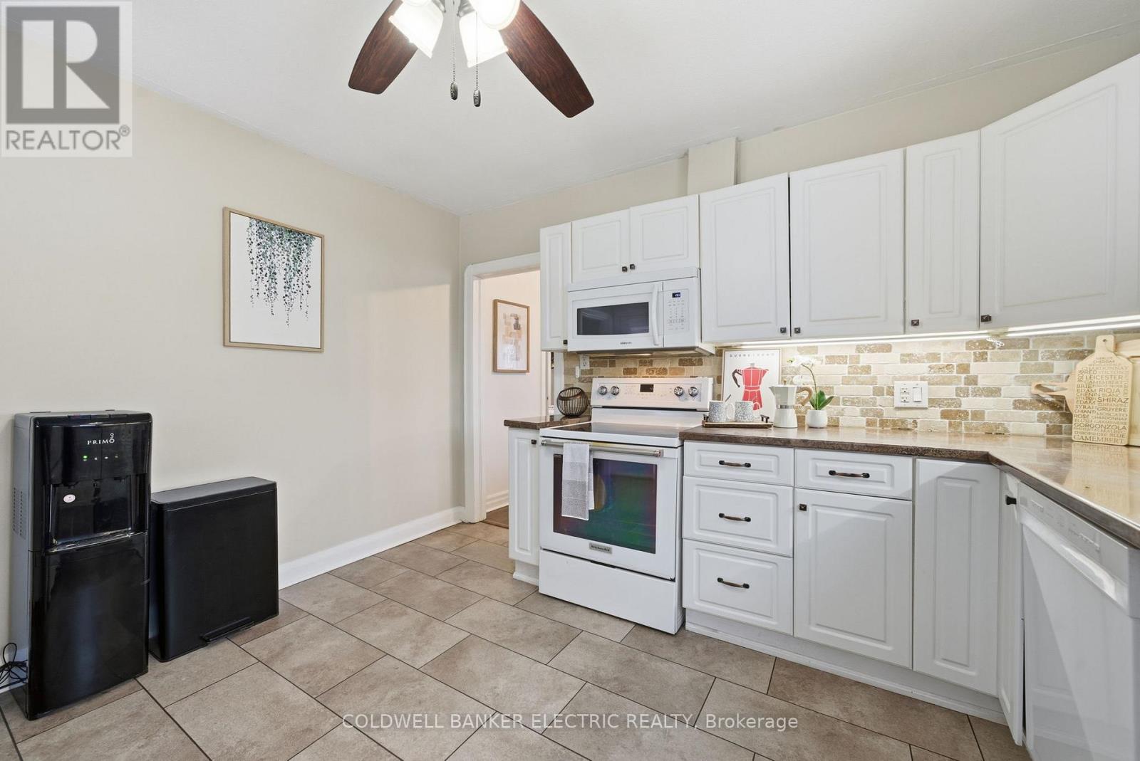 144 Fradette Avenue, Peterborough (Otonabee Ward 1), Ontario  K9J 1T5 - Photo 11 - X12601032