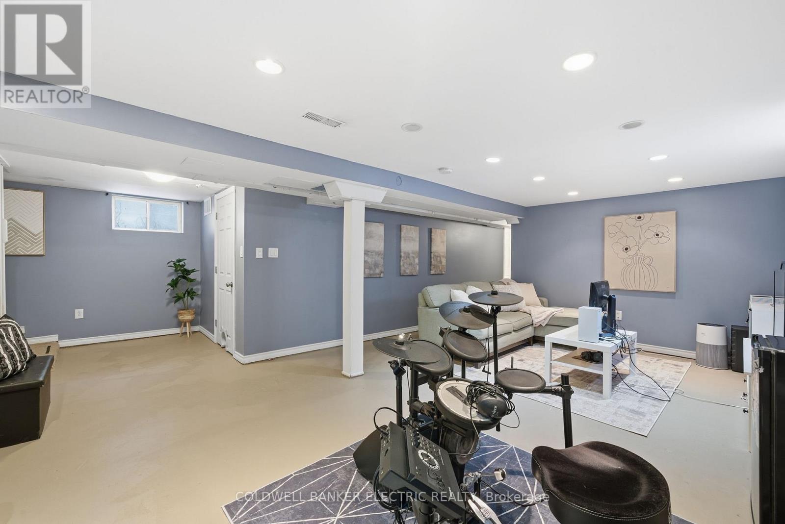 144 Fradette Avenue, Peterborough (Otonabee Ward 1), Ontario  K9J 1T5 - Photo 19 - X12601032