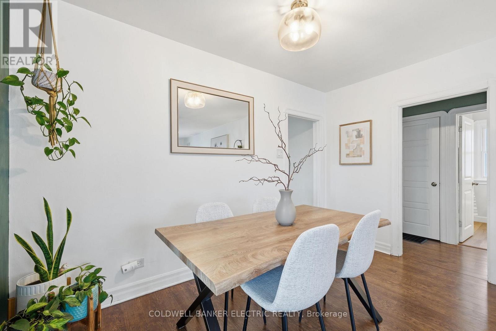 144 Fradette Avenue, Peterborough (Otonabee Ward 1), Ontario  K9J 1T5 - Photo 8 - X12601032