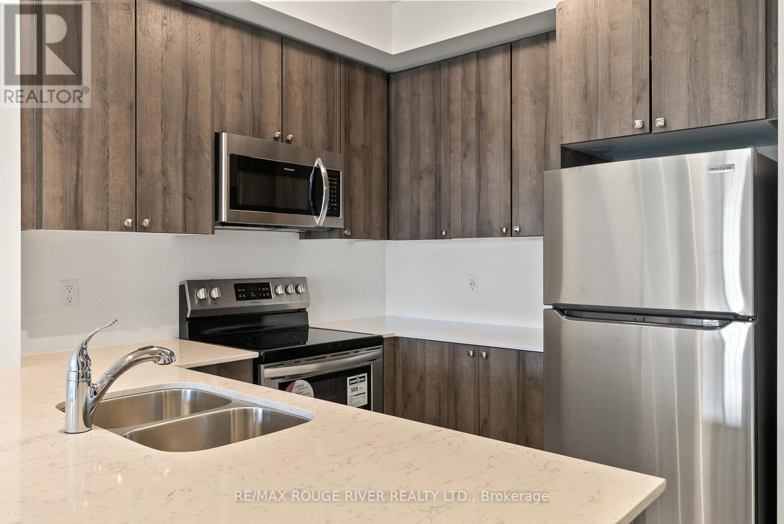 117 - 50 Lakebreeze Drive, Clarington (Newcastle), Ontario  L1B 0V9 - Photo 12 - E12601274