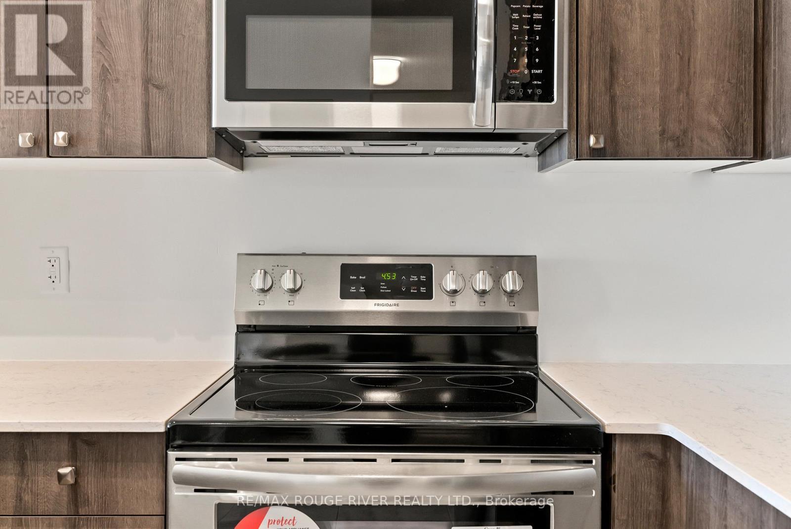 117 - 50 Lakebreeze Drive, Clarington (Newcastle), Ontario  L1B 0V9 - Photo 44 - E12601274