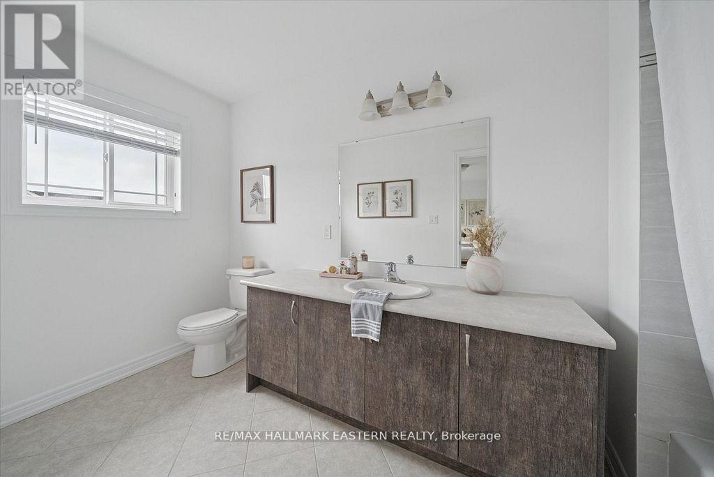 56 Flitton Avenue, Peterborough (Northcrest Ward 5), Ontario  K9H 0G5 - Photo 18 - X12601340