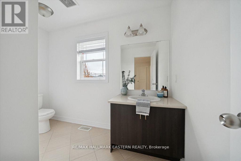 56 Flitton Avenue, Peterborough (Northcrest Ward 5), Ontario  K9H 0G5 - Photo 21 - X12601340