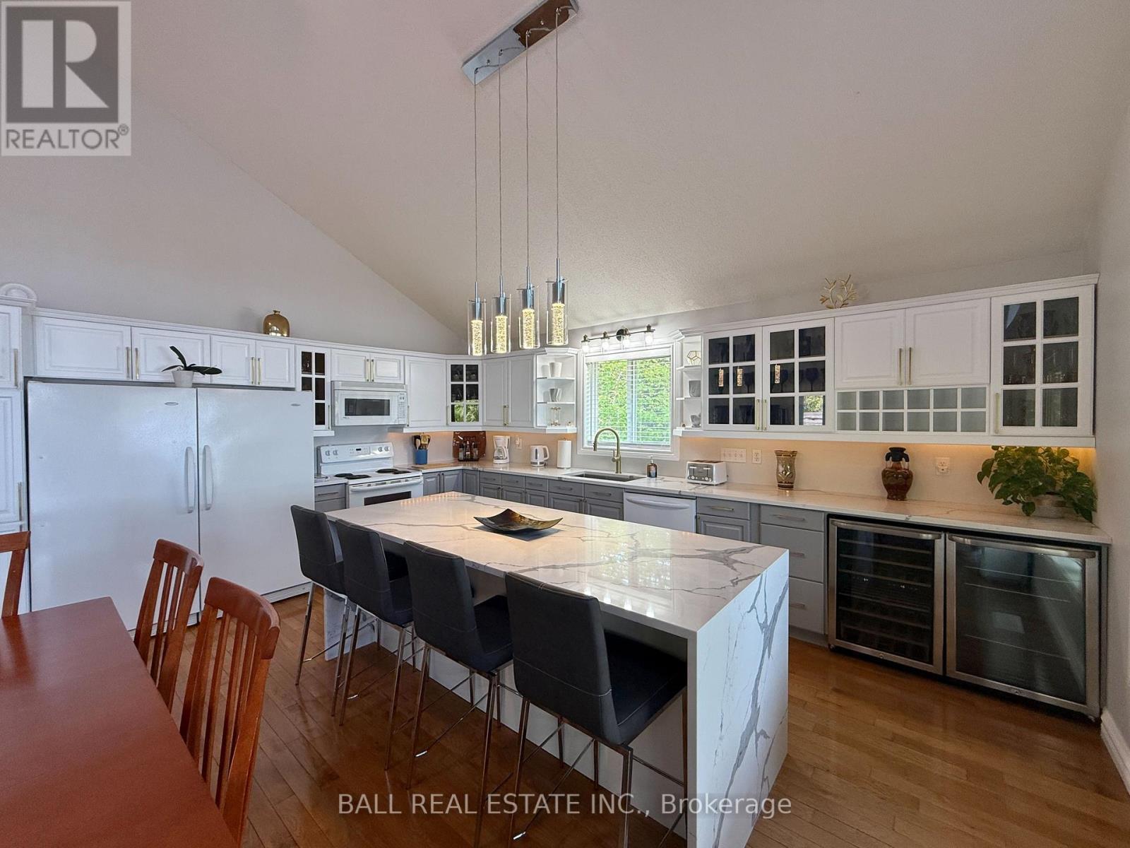 154 Julian Lake Road, North Kawartha, Ontario  K0L 3E0 - Photo 15 - X12601696