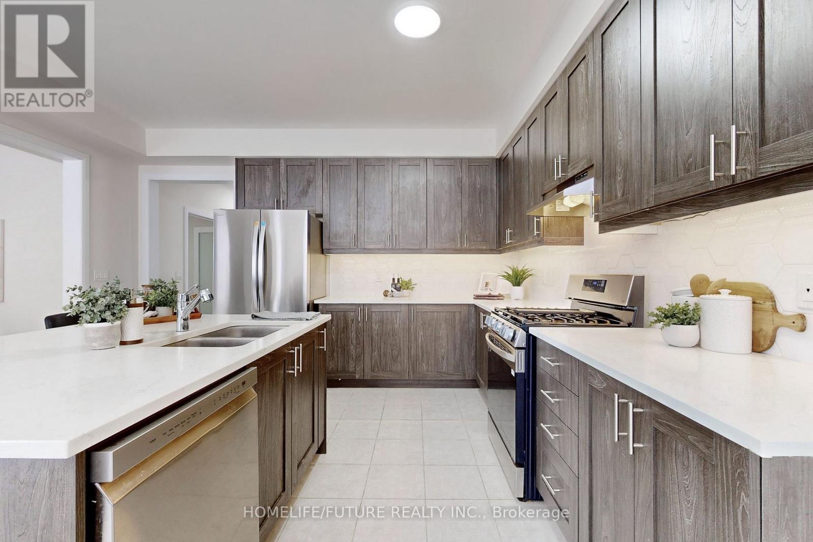 103 York Drive, Peterborough (Monaghan Ward 2), Ontario  K9K 0H6 - Photo 6 - X12602276