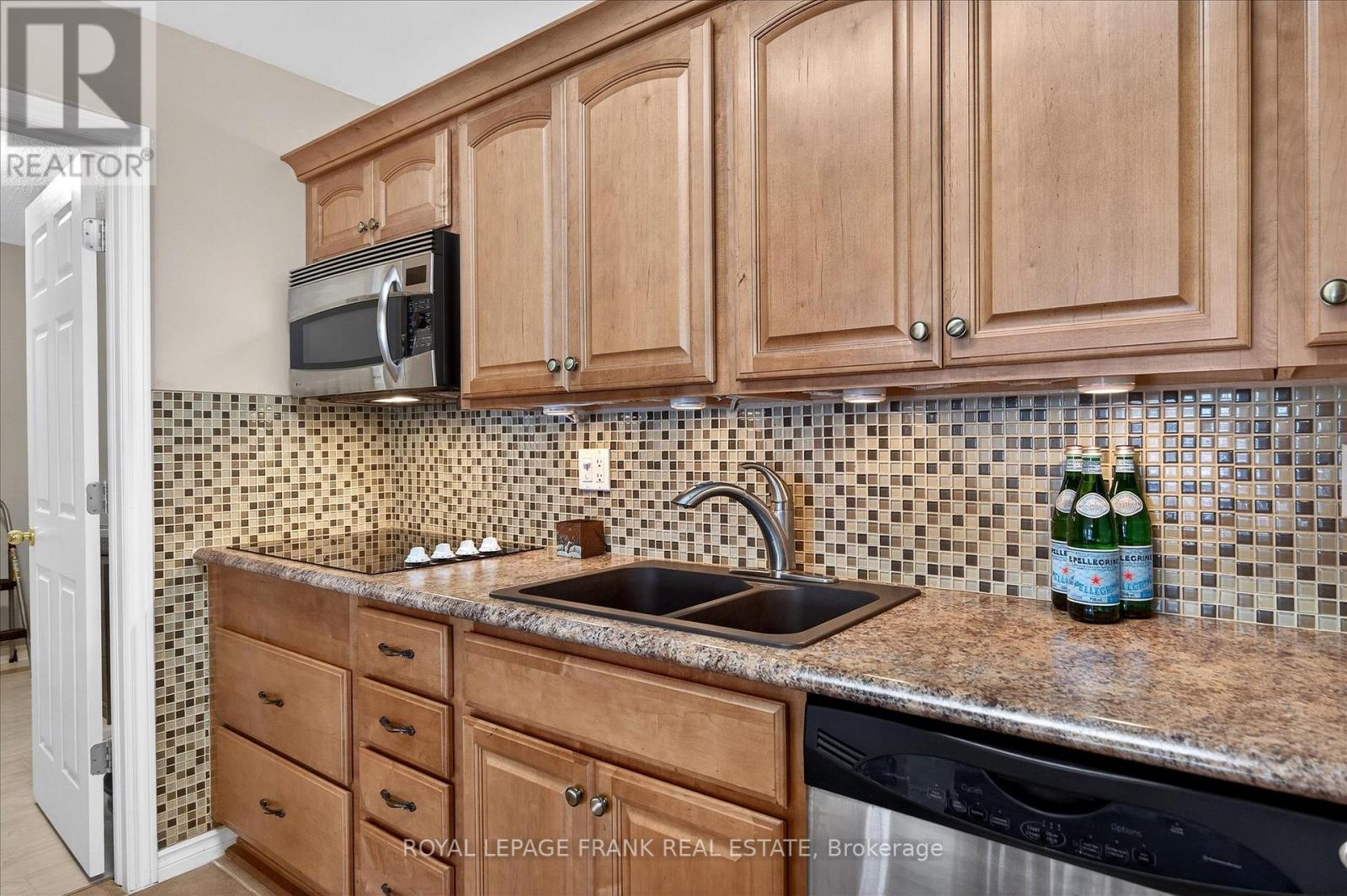 Unknown Address, ,     - Photo 17 - X12603758