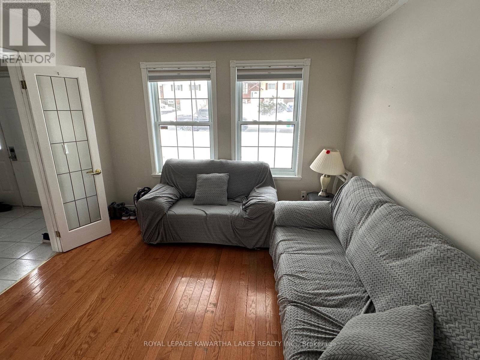 1539 Cherryhill Road, Peterborough (Monaghan Ward 2), Ontario  K9K 1A7 - Photo 8 - X12604320