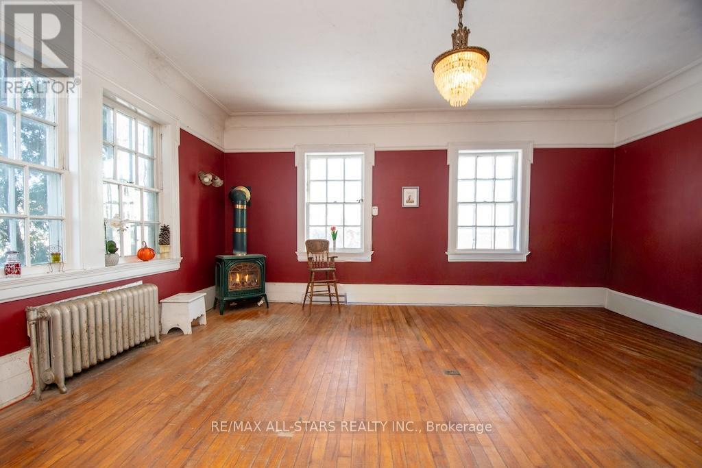 173 Lindsay Street S, Kawartha Lakes (Lindsay), Ontario  K9V 2N2 - Photo 17 - X12605058