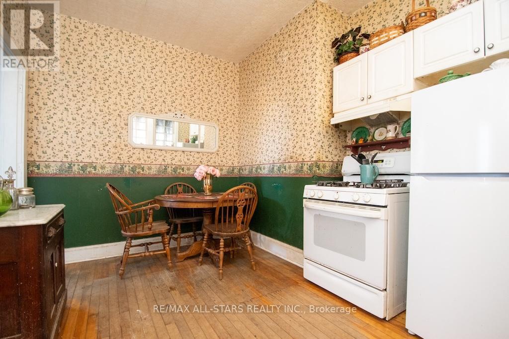 173 Lindsay Street S, Kawartha Lakes (Lindsay), Ontario  K9V 2N2 - Photo 20 - X12605058