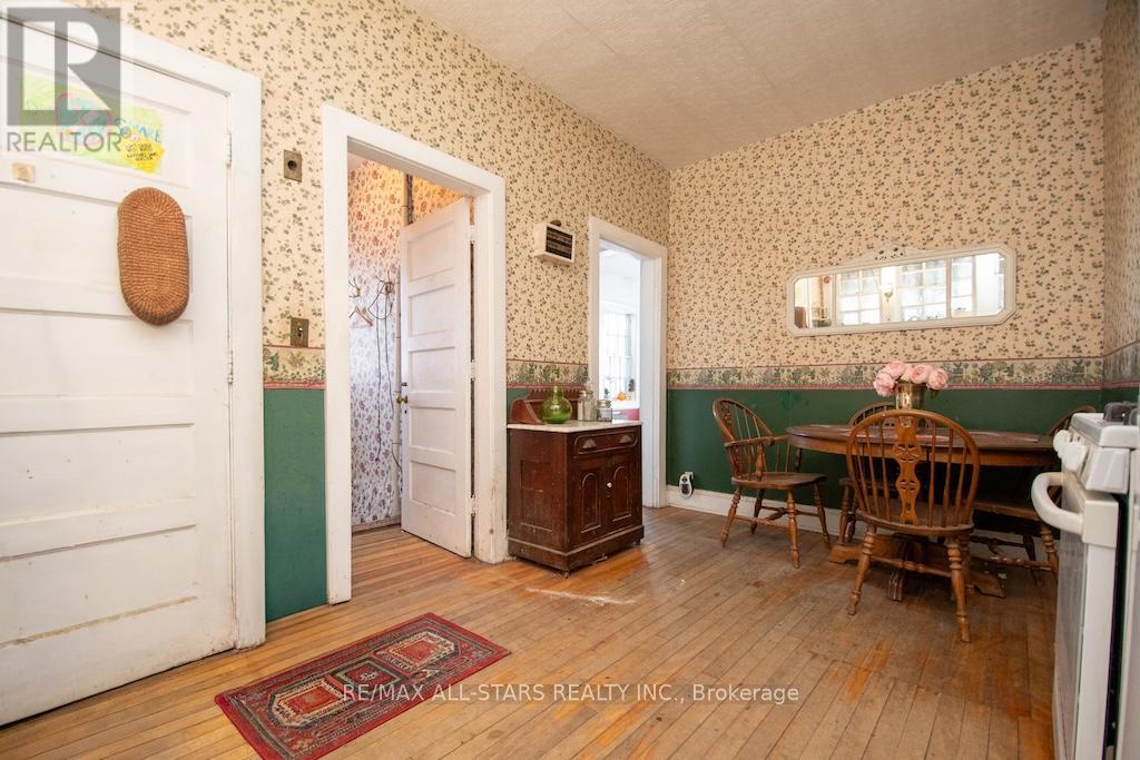 173 Lindsay Street S, Kawartha Lakes (Lindsay), Ontario  K9V 2N2 - Photo 21 - X12605058