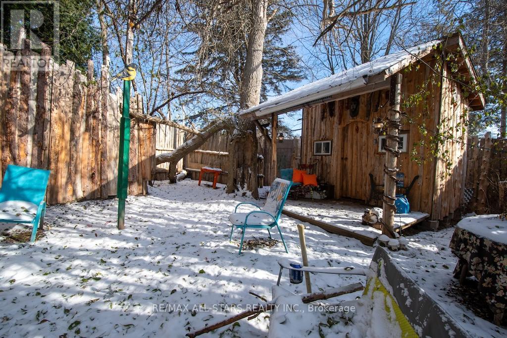 173 Lindsay Street S, Kawartha Lakes (Lindsay), Ontario  K9V 2N2 - Photo 47 - X12605058