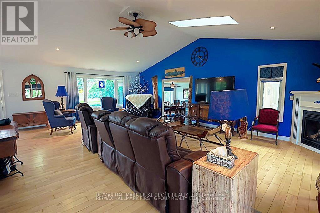 1856 Sherbrooke Street W, Cavan Monaghan (Cavan-Monaghan), Ontario  L0A 1G0 - Photo 9 - X12605814