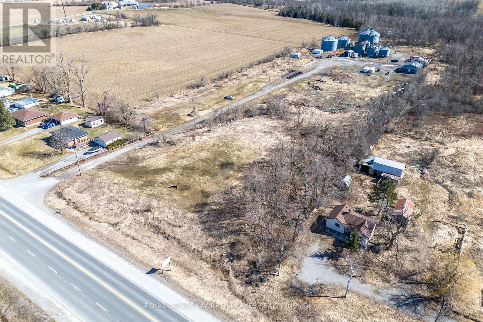 2788 Hwy 35, Kawartha Lakes (Ops), Ontario  K9V 4R4 - Photo 19 - X12605902