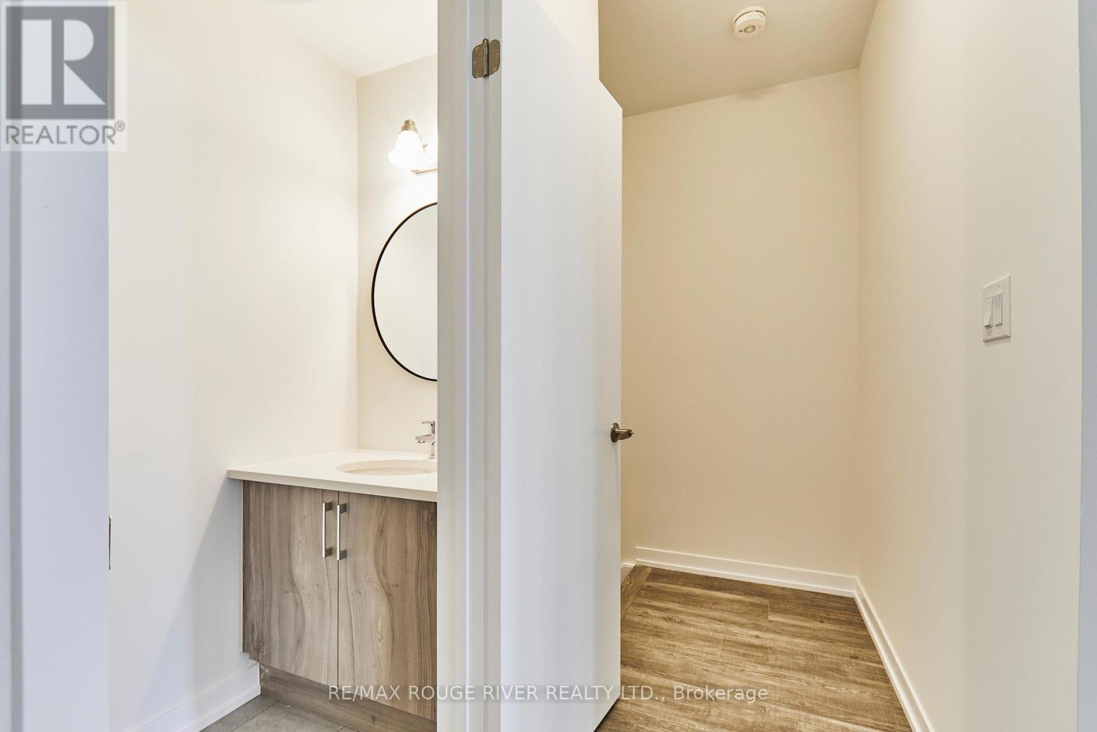 106 Ziibi Way, Clarington (Newcastle), Ontario  L1B 0W5 - Photo 7 - E12606040