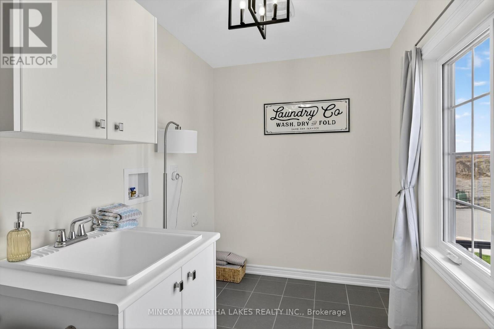 203 O'neil Street, Peterborough (Monaghan Ward 2), Ontario  K9K 0H5 - Photo 40 - X12606202