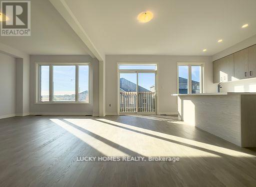 15 Fisher Road, Kawartha Lakes (Lindsay), Ontario  K9V 0E5 - Photo 10 - X12606548