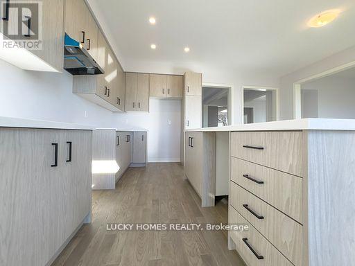 15 Fisher Road, Kawartha Lakes (Lindsay), Ontario  K9V 0E5 - Photo 17 - X12606548