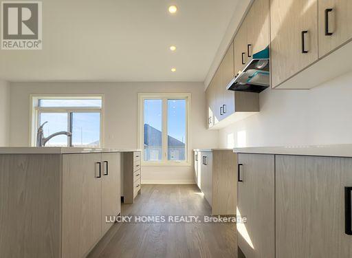 15 Fisher Road, Kawartha Lakes (Lindsay), Ontario  K9V 0E5 - Photo 18 - X12606548