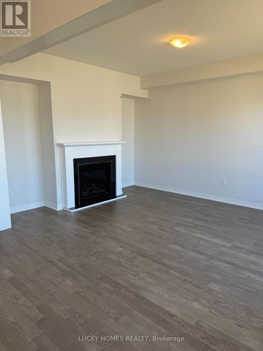 15 Fisher Road, Kawartha Lakes (Lindsay), Ontario  K9V 0E5 - Photo 20 - X12606548