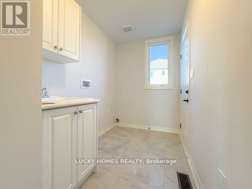 15 Fisher Road, Kawartha Lakes (Lindsay), Ontario  K9V 0E5 - Photo 22 - X12606548