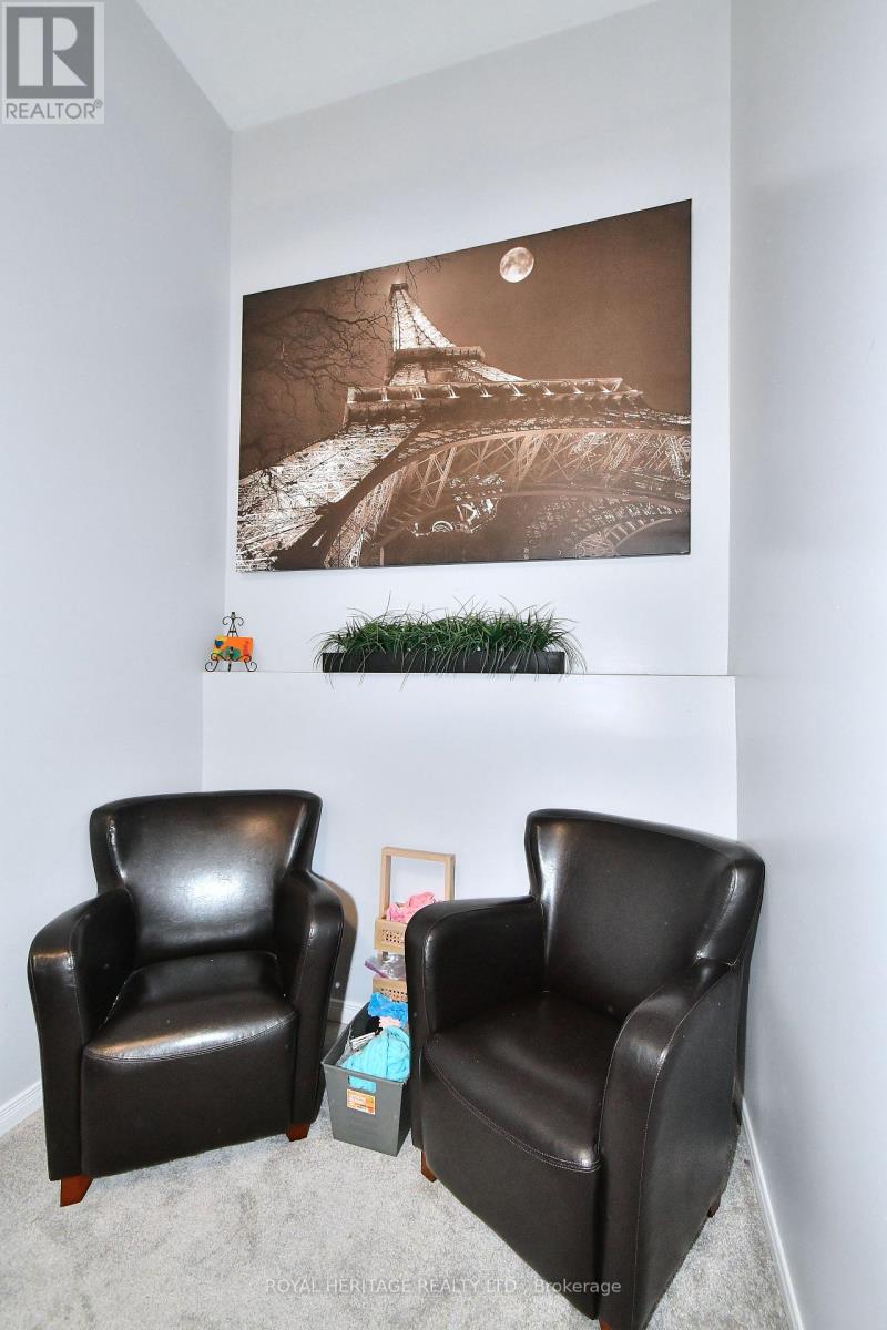 542 Garbutt Terrace, Peterborough (Northcrest Ward 5), Ontario  K9H 7S8 - Photo 13 - X12606996