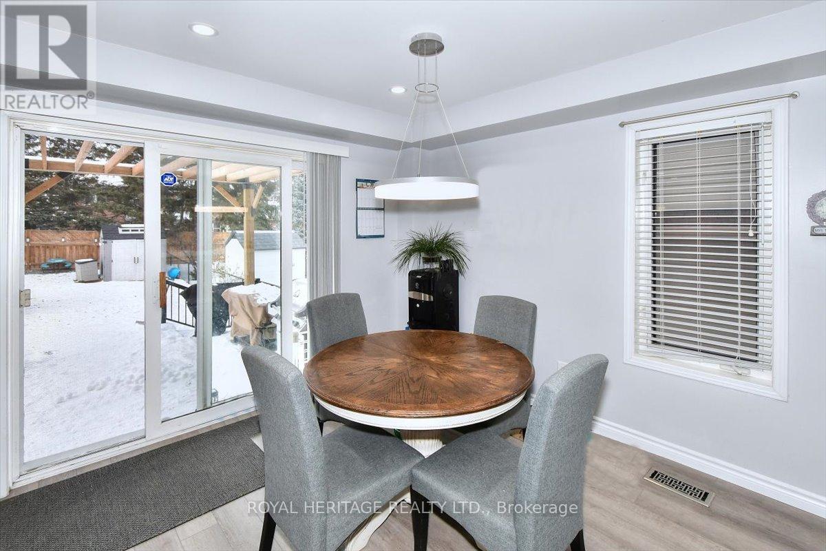 542 Garbutt Terrace, Peterborough (Northcrest Ward 5), Ontario  K9H 7S8 - Photo 14 - X12606996