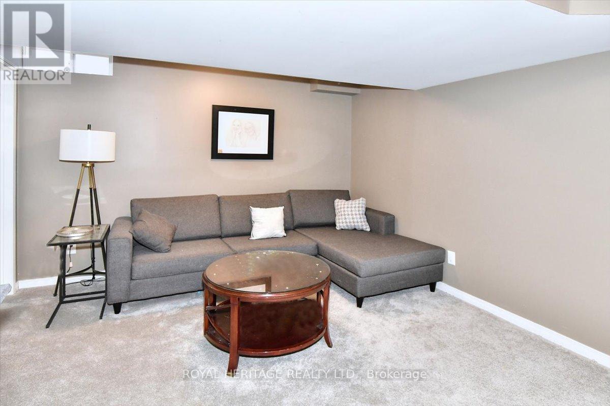 542 Garbutt Terrace, Peterborough (Northcrest Ward 5), Ontario  K9H 7S8 - Photo 27 - X12606996