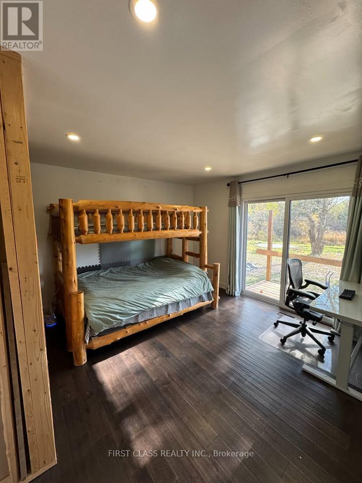 Main Unit - 2317 Old Norwood Road, Otonabee-South Monaghan, Ontario  K9J 0G6 - Photo 6 - X12607474