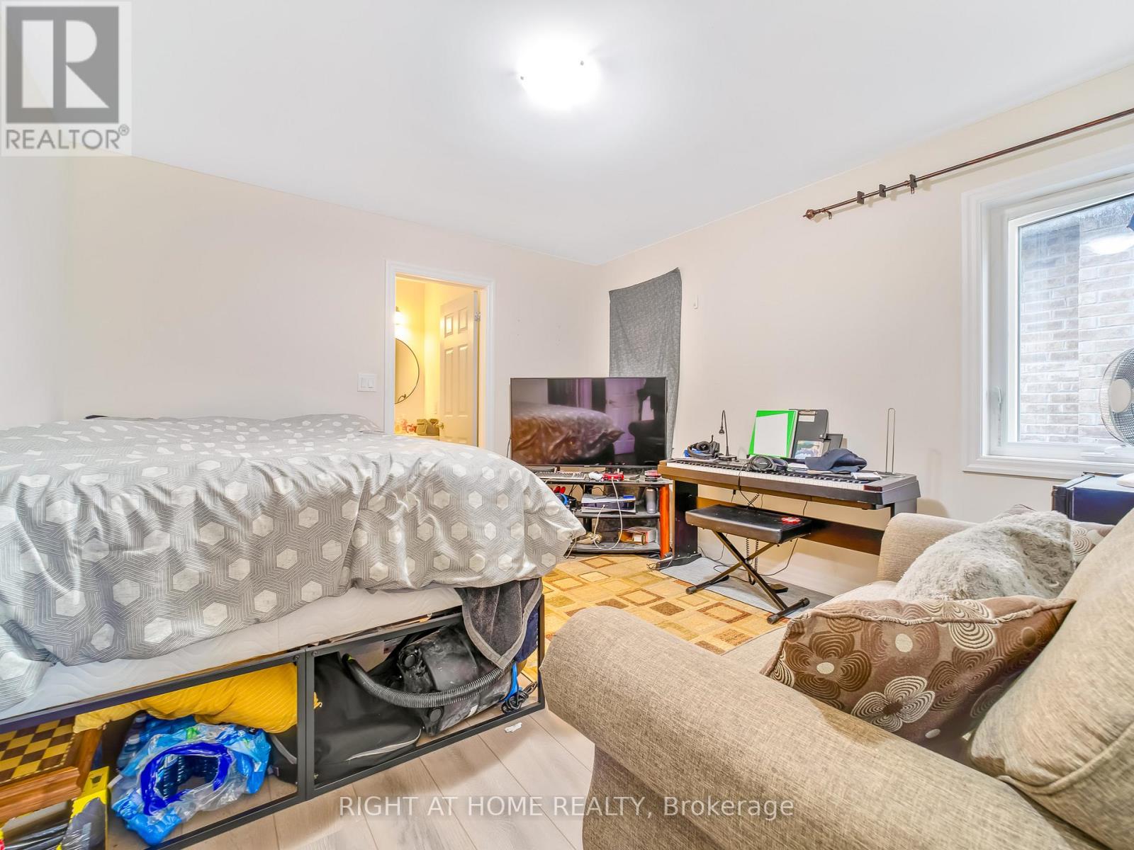 79 Ed Ewert Avenue, Clarington (Newcastle), Ontario  L1B 0W7 - Photo 31 - E12608538