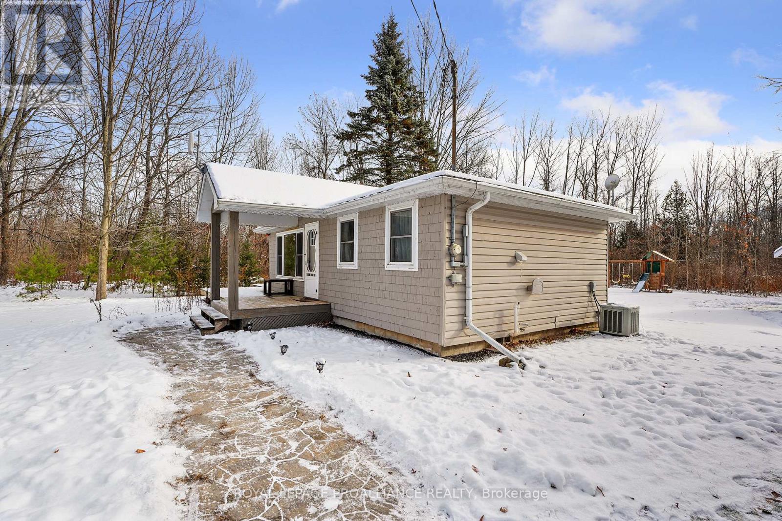 137 Puffball Inn Road, Trent Hills, Ontario  K0L 1L0 - Photo 3 - X12609288