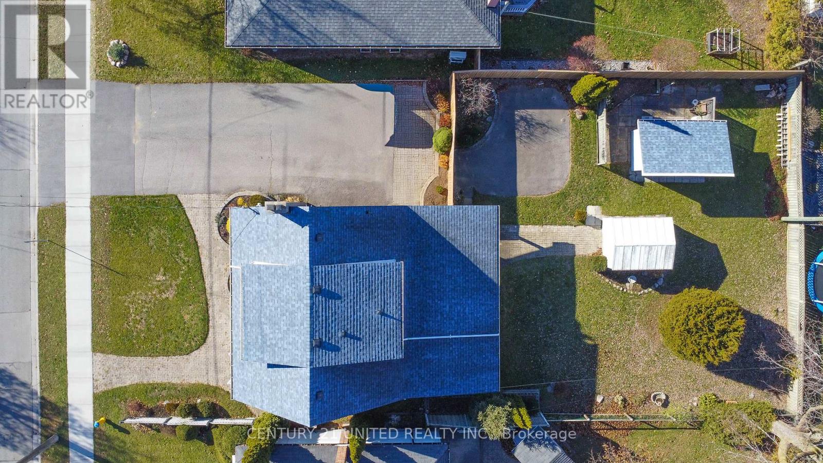 636 Cameron Street, Peterborough (Otonabee Ward 1), Ontario  K9J 3Z8 - Photo 37 - X12610214