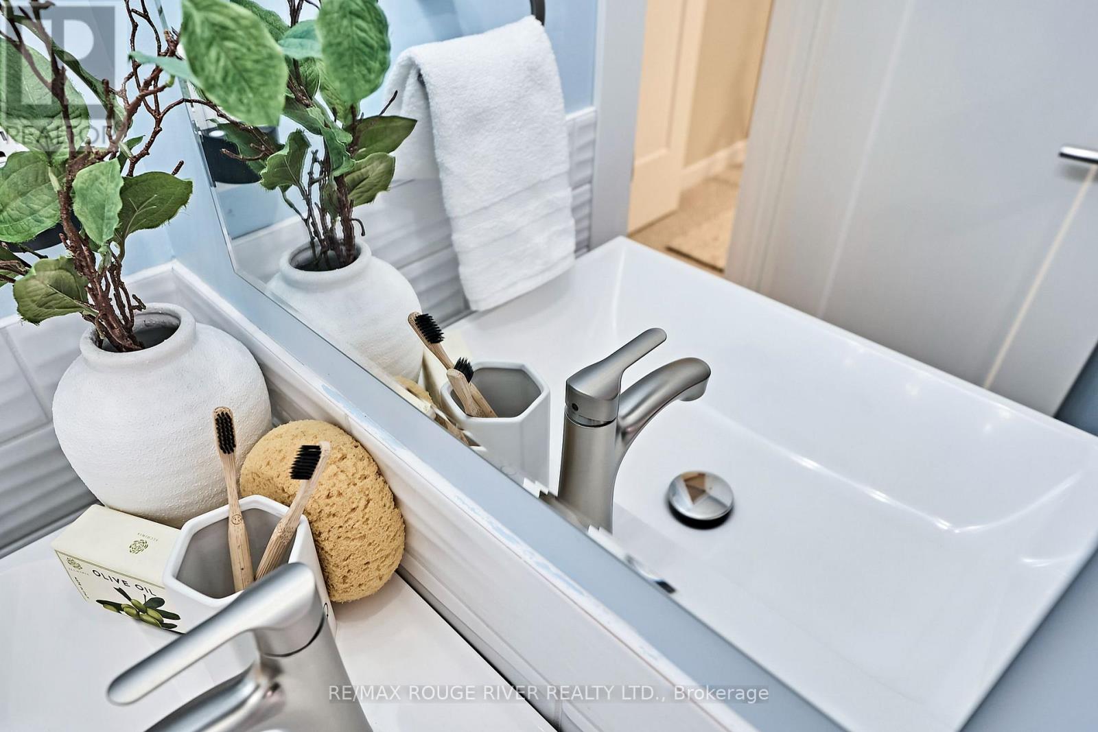 1719 Stewartcroft Crescent, Peterborough (Monaghan Ward 2), Ontario  K9K 1K1 - Photo 36 - X12610536