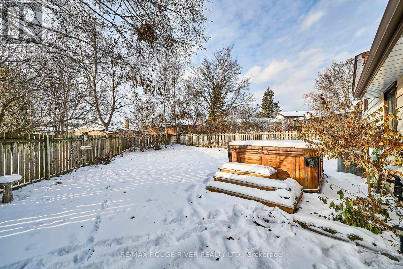 1719 Stewartcroft Crescent, Peterborough (Monaghan Ward 2), Ontario  K9K 1K1 - Photo 42 - X12610536