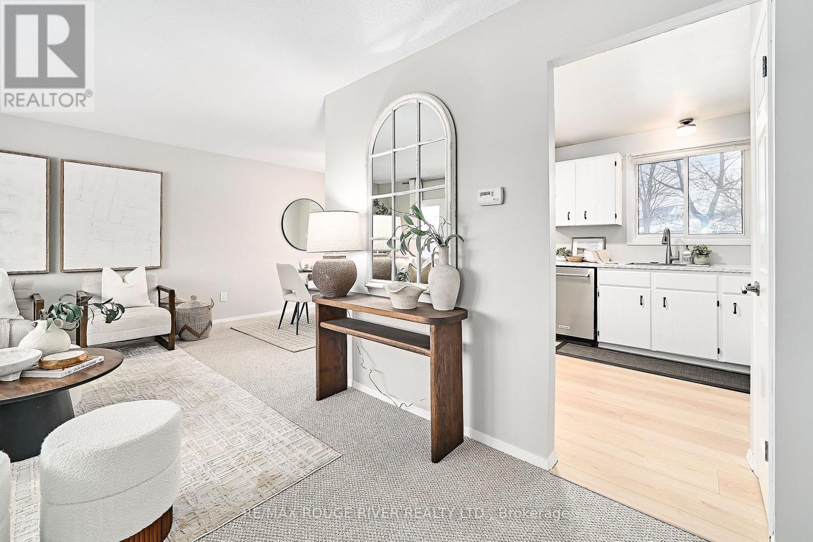 1719 Stewartcroft Crescent, Peterborough (Monaghan Ward 2), Ontario  K9K 1K1 - Photo 6 - X12610536