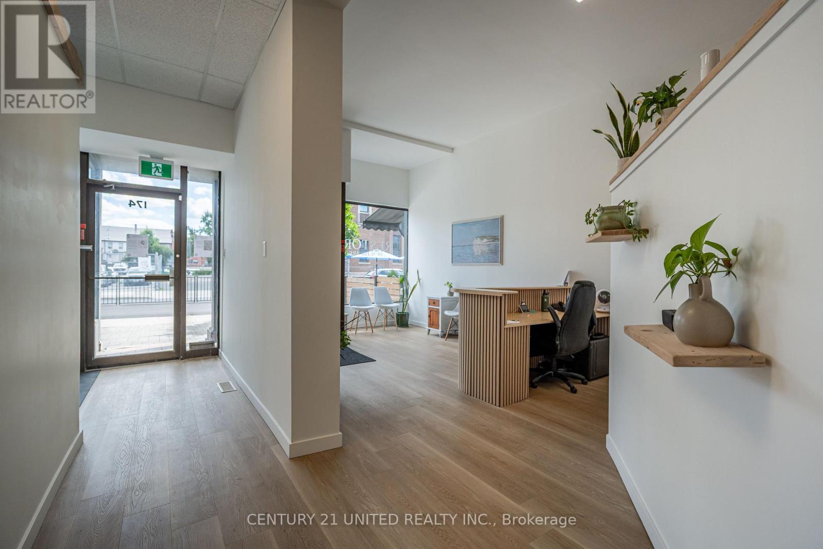 174-176 Hunter Street W, Peterborough (Town Ward 3), Ontario  K9H 2L2 - Photo 14 - X12610582