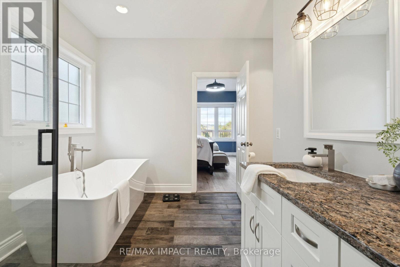 448 7a Highway, Cavan Monaghan (Cavan Twp), Ontario  L0A 1C0 - Photo 19 - X12611180