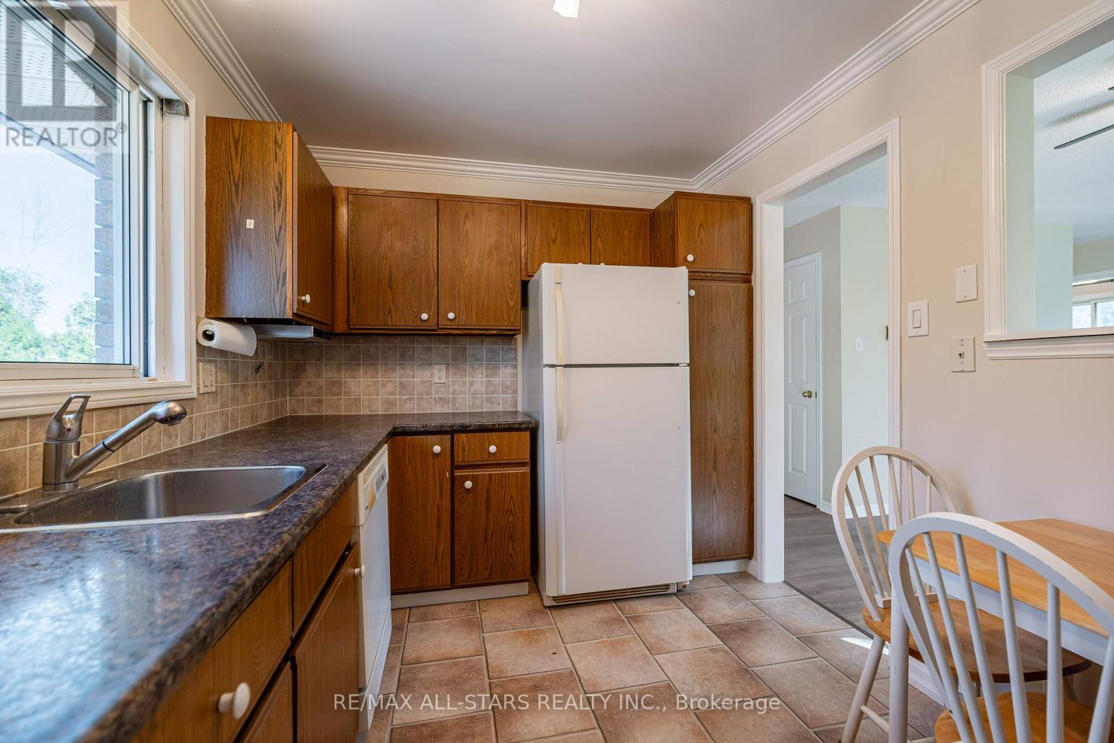 103 D Rita Crescent, Kawartha Lakes (Omemee), Ontario  K0L 2W0 - Photo 7 - X12612006