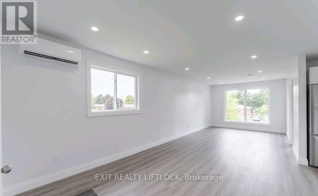 825 Cameron Street, Peterborough (Otonabee Ward 1), Ontario  K9J 4A2 - Photo 4 - X12613124